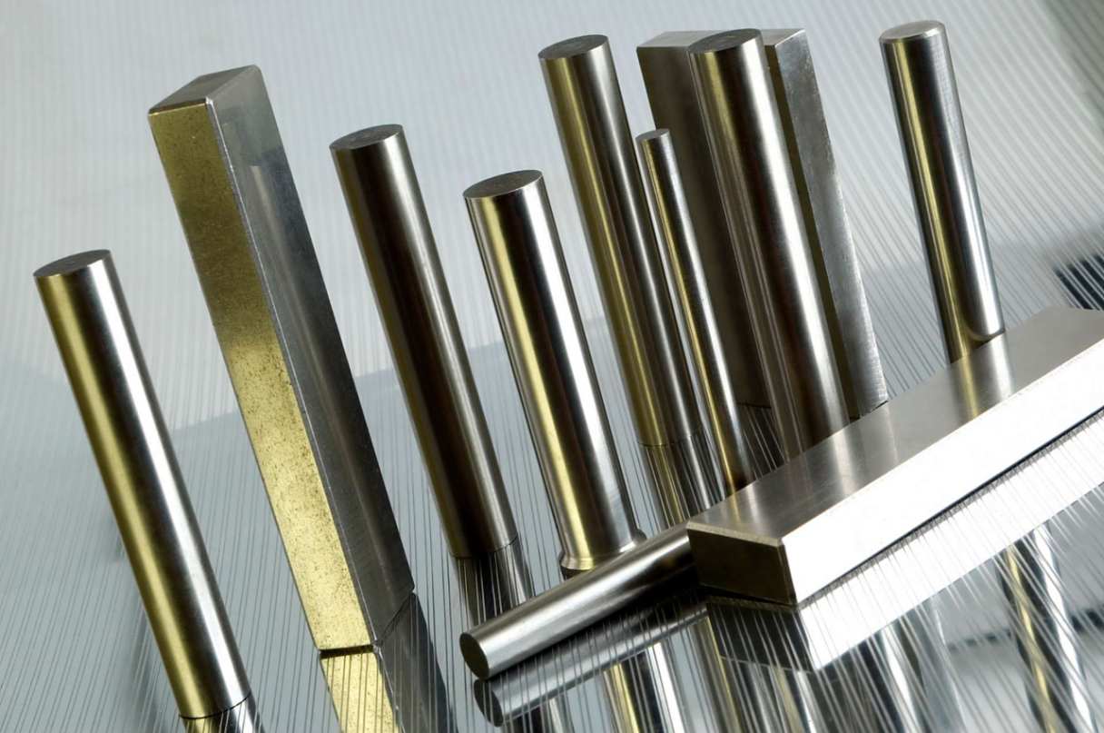 Hastelloy C-2000/UNS N06200/W. Nr. 2.4675/Alloy C-2000 bar